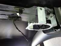 <p>Habe für die Sony Lautsprecher zwei extra Löcher in die Standard Renault Halterungen gebohrt.</p>
